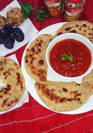 मिनी पिज़्ज़ा (mini pizza recipe in Hindi) रेसिपी मुख्य फोटो