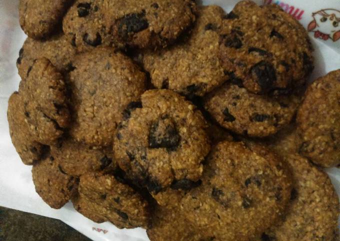 Oatmeal Cookies with Oreo