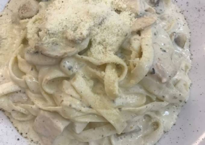 Steps to Make Award-winning Chicken alfredo