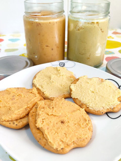 Una foto de Hummus de garbanzo 2×1