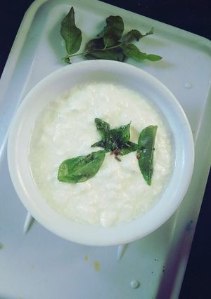ऑनियन रायता(Onion Raita Recipe in Hindi) रेसिपी मुख्य फोटो