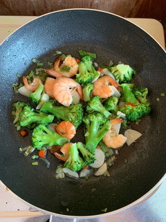Foto resep Tumis Brokoli Udang simpel