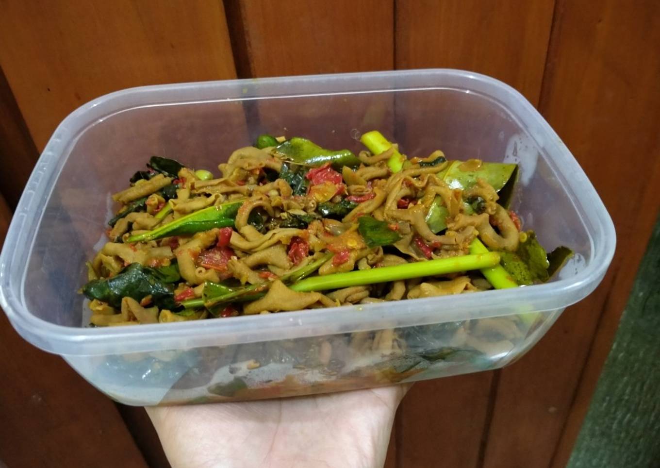 Rica Usus Ayam Kemangi