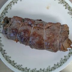 A picture of Stuffed flank steak.