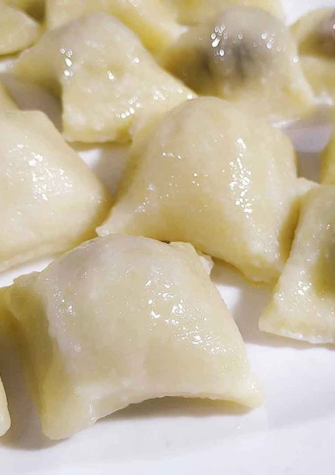 Вареники с вишней