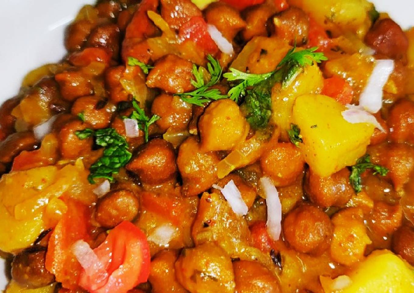 Aalu Chana Chaat Street Style Chaat
