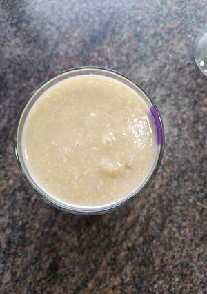 A picture of Chickoo milkshake.