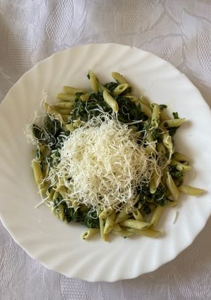 Spenótos  penne recept fotója