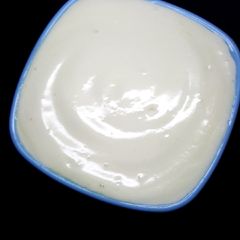 A picture of Home made mayonaise.
