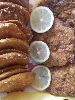Una foto de Milanesas de zapallitos y de carne picada
