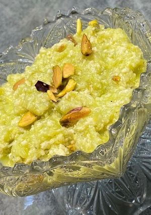A picture of Lauki halwa.