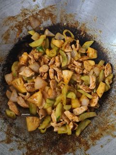 รูปของ ผัดเปรี้ยวหวานอกไก่