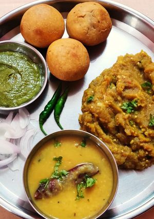 A picture of Litti Chokha.