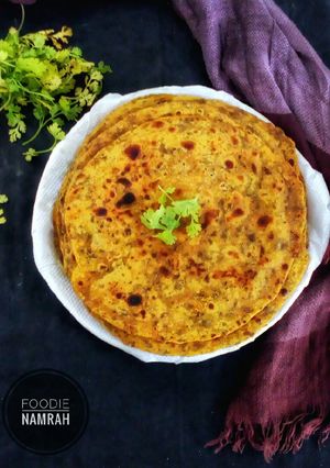 A picture of Methi thepla.