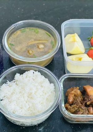 Hình của món Lunch Box 8.