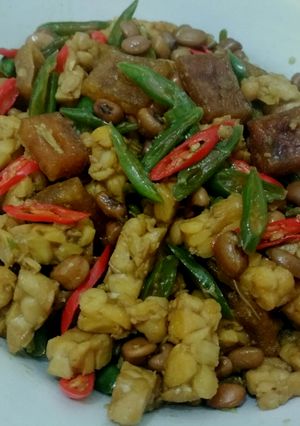 Foto resep Oseng-Oseng Krecek Kacang Tolo