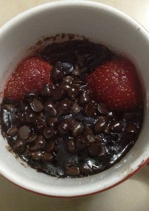 A picture of Eggless Chocolate chip and Strawberry Mug cake.