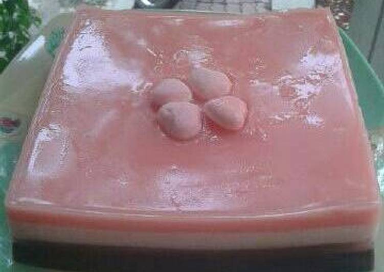 Puding lapis putel susu