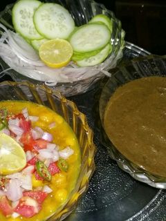 सफेद मटर चाट (Safed Matar chaat recipe in Hindi) रेसिपी मुख्य फोटो