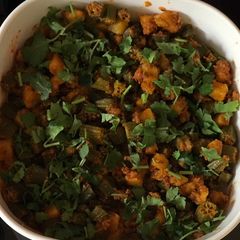 A picture of Potato and okraBhinda bateta nu shak.