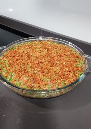 Una foto de Cazuela de Guisantes y Crema de Champiñones
