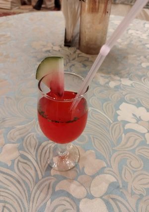 A picture of Watermalon juice.
