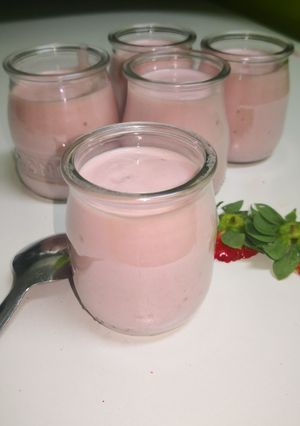 Una foto de Mousse de fresa ligero