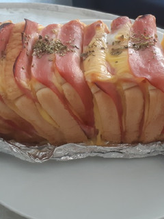 Una foto de Pan de molde relleno al horno
