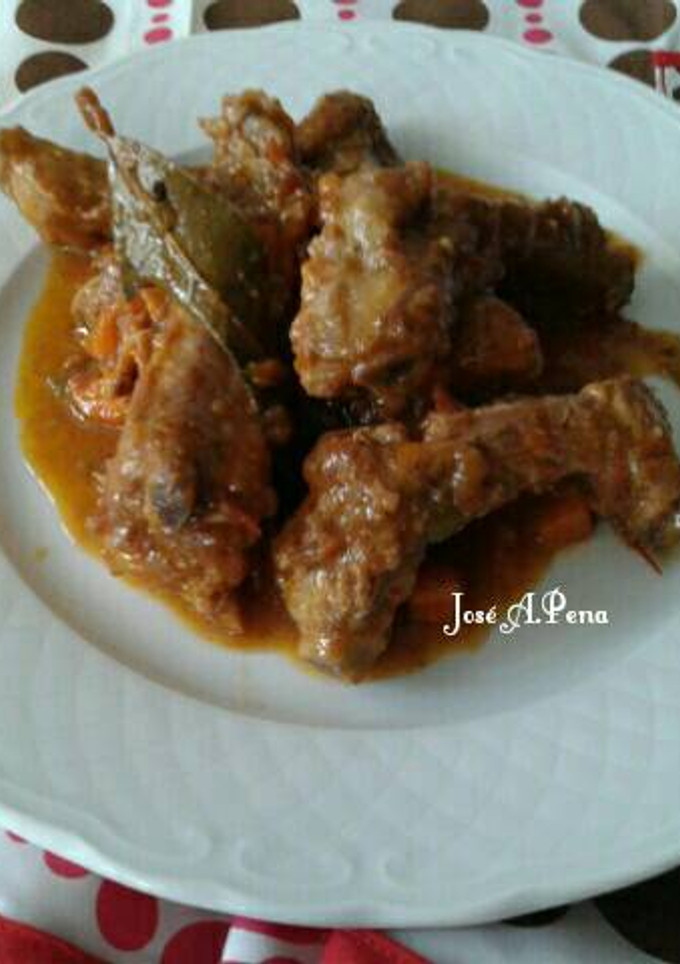 Una foto de Costillas de cerdo en salsa clásica