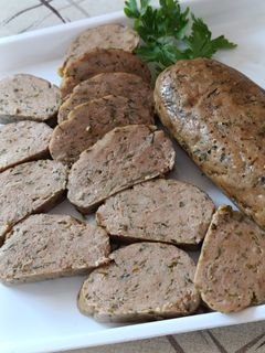 Húslevesben főtt májas, petrezselymes töltelék, mint húslevesbetét recept fotója