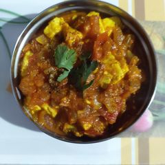 A picture of Turmeric paneer.
