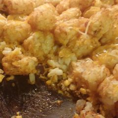 A picture of Taco Casserole With Tater Tots.