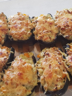Una foto de Berenjenas rellenas de pollo