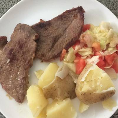 Almuerzo de domingo #carne Receta de Di Viafara- Cookpad