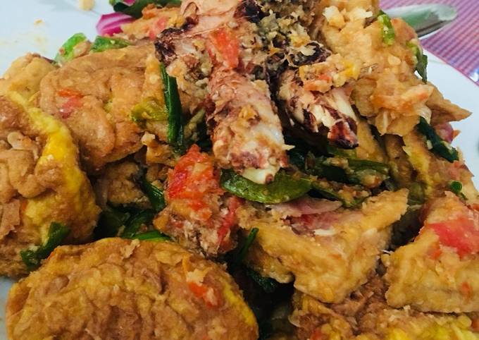 Ternyata begini lho! Bagaimana cara bikin Telor Dadar Tahu Bumbu Bali dijamin sesuai selera