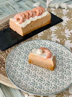 Una foto de Pastel frío de atún y surimi