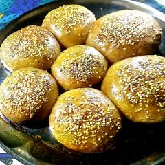 A picture of Sweet buns.