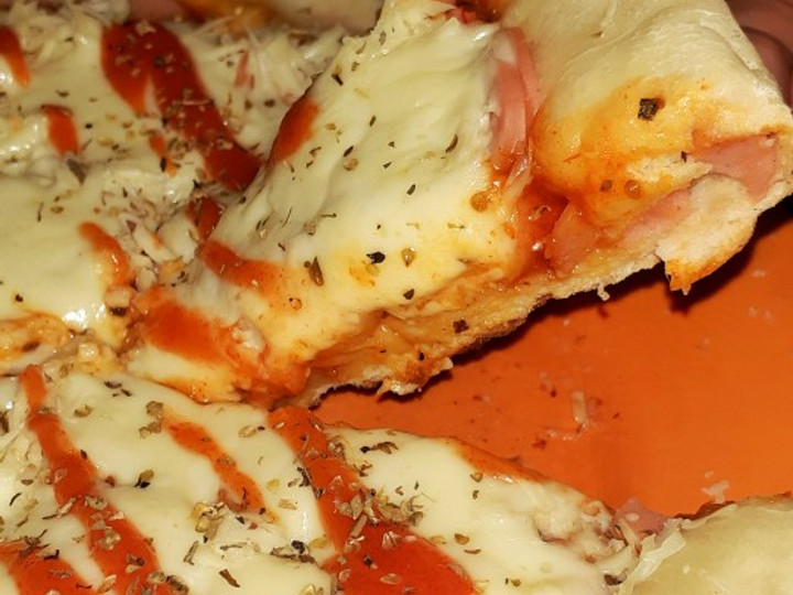Bagaimana Membuat Pizza Teflon Crispy (Terigu Kunci Biru) Anti Gagal
