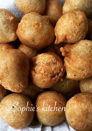 A picture of Nigerian Buns.