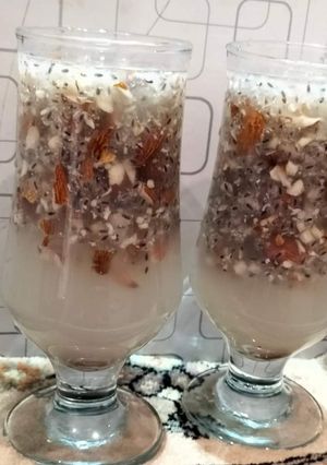 A picture of Sharbte badam.