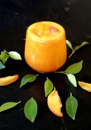 A picture of Peach orange Margarita.