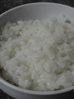 Una foto de Arroz blanco estilo coreano