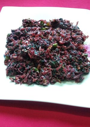 লাল শাক ভাজি রেসিপির প্রধান ছবি
