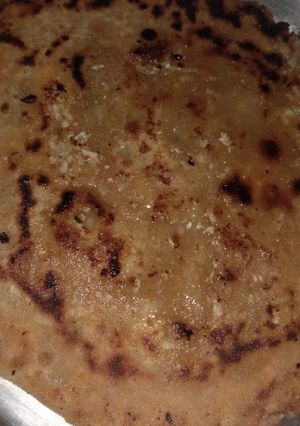 A picture of Aloo ka paratha.