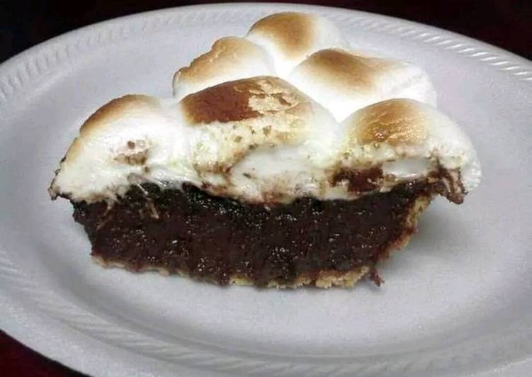 Recipe of Favorite S&#39;mores Pie