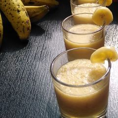 A picture of SMOOTHIES SHOTS ☺️.