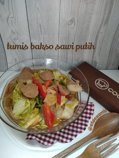Foto resep *tumis bakso sawi putih*