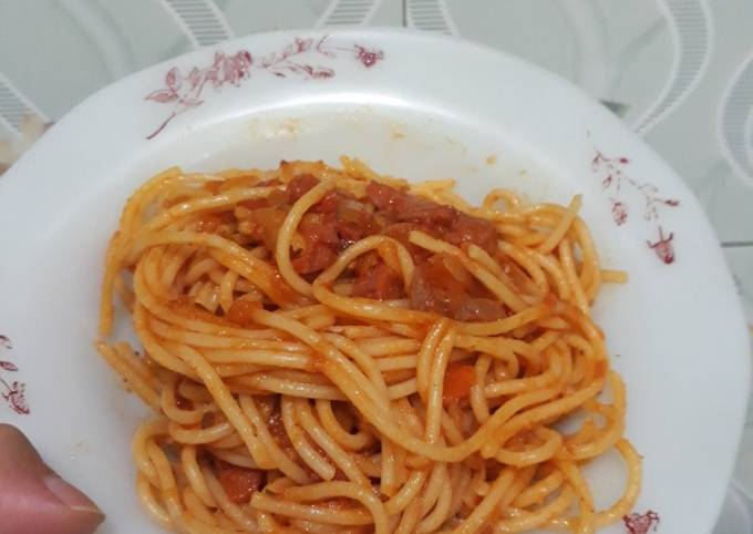 Bagaimana Menyiapkan Spageti bolognese saus melimpah Anti Gagal