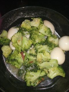 Foto resep Tumis Brokoli Telur Puyuh