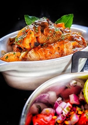 A picture of Chicken & Mushroom Pathia.